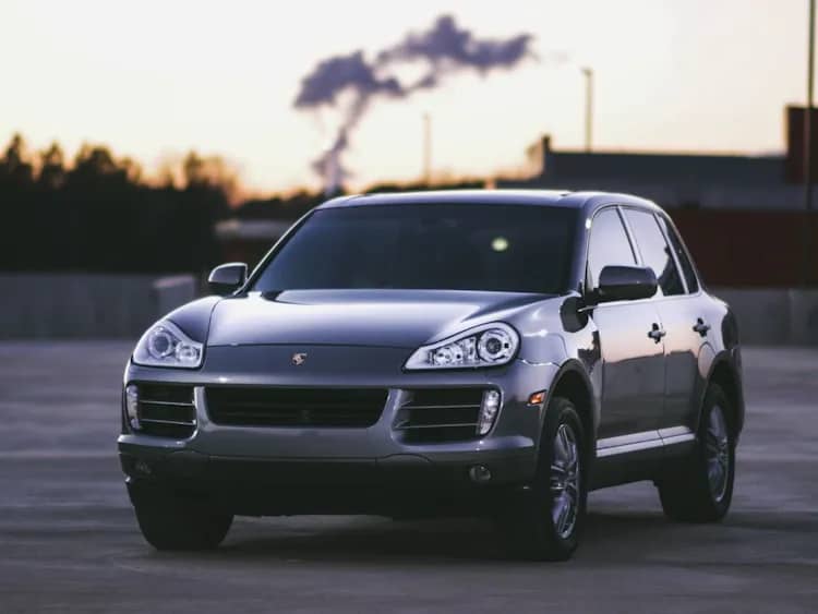 Cover image for A Beginner's Guide to Vehicle Ergonomics for the Small Business Owner and Sales Persons