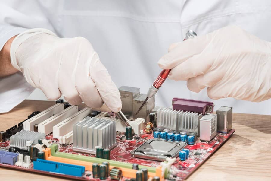 Cover image for How PCBs has always been a saviour to Electronic Industry?