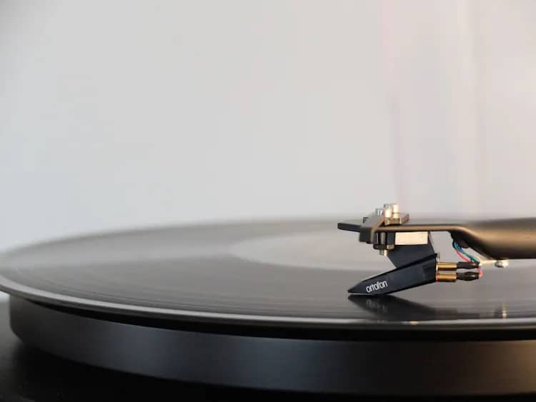Cover image for Strengthening Your Legal Knowledge: A Marketer's Guide to Famous Music Copyright Infringement Cases Explained